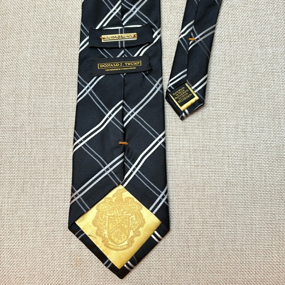 Donald J Trump Tie